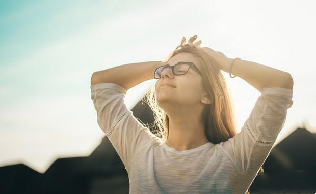 眼睛小的男人多财多贵人，但是性格好吗？